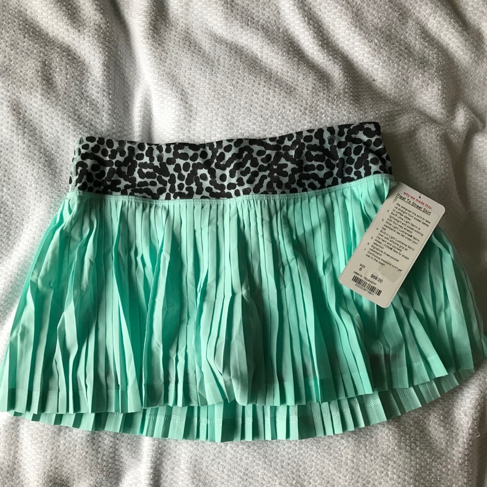 Lululemon Pleat to Street Skirt II